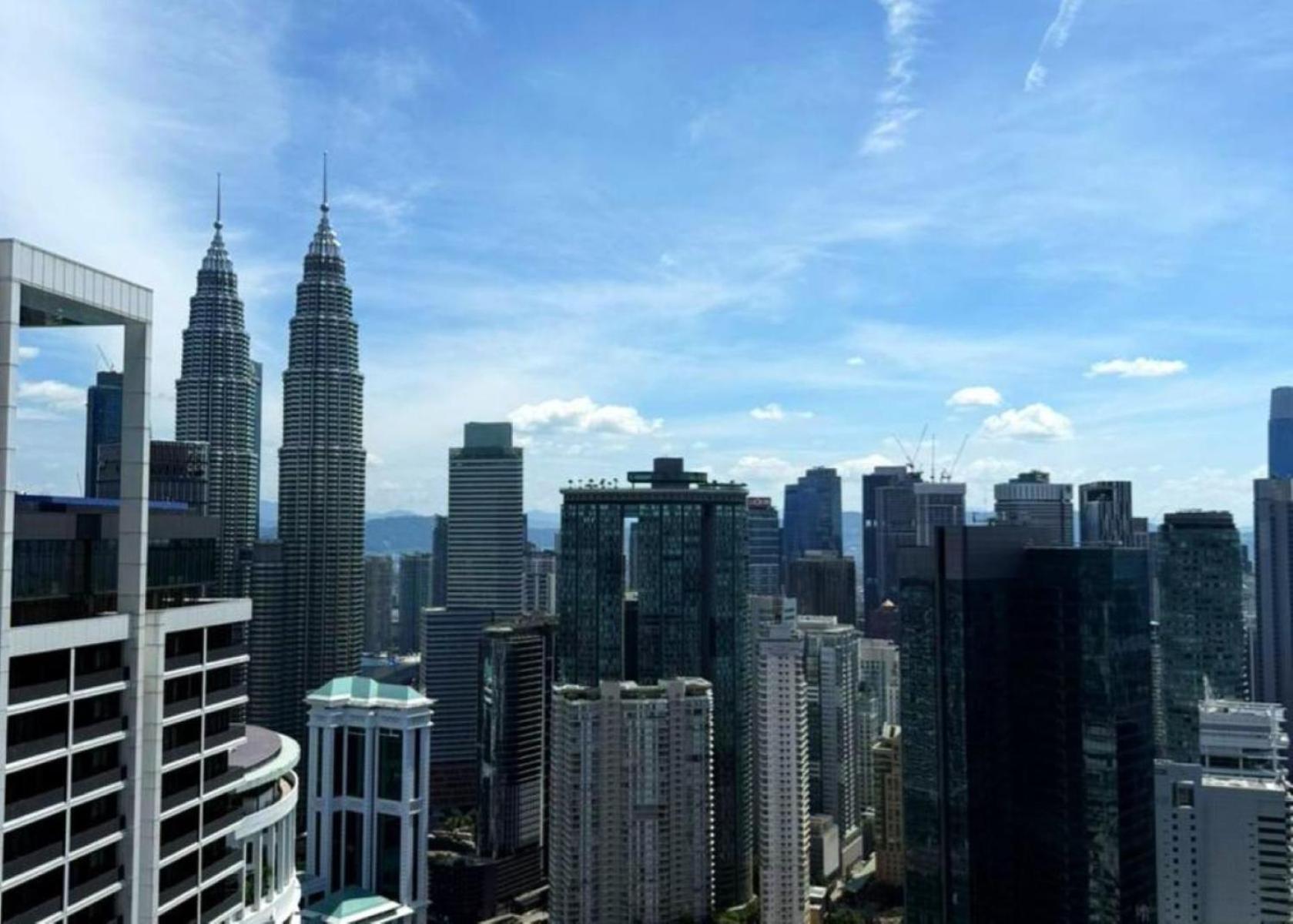 Platinum By Malaysia